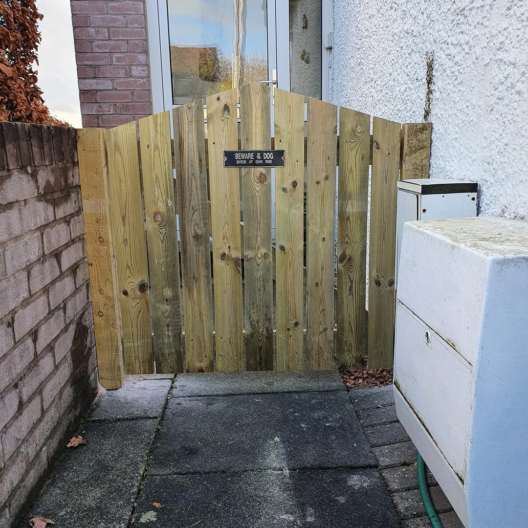 side gate contractor