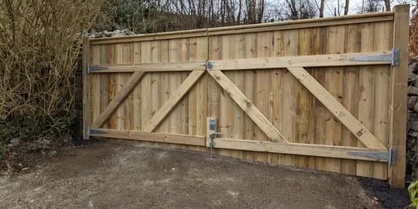Timber Gates Kendal