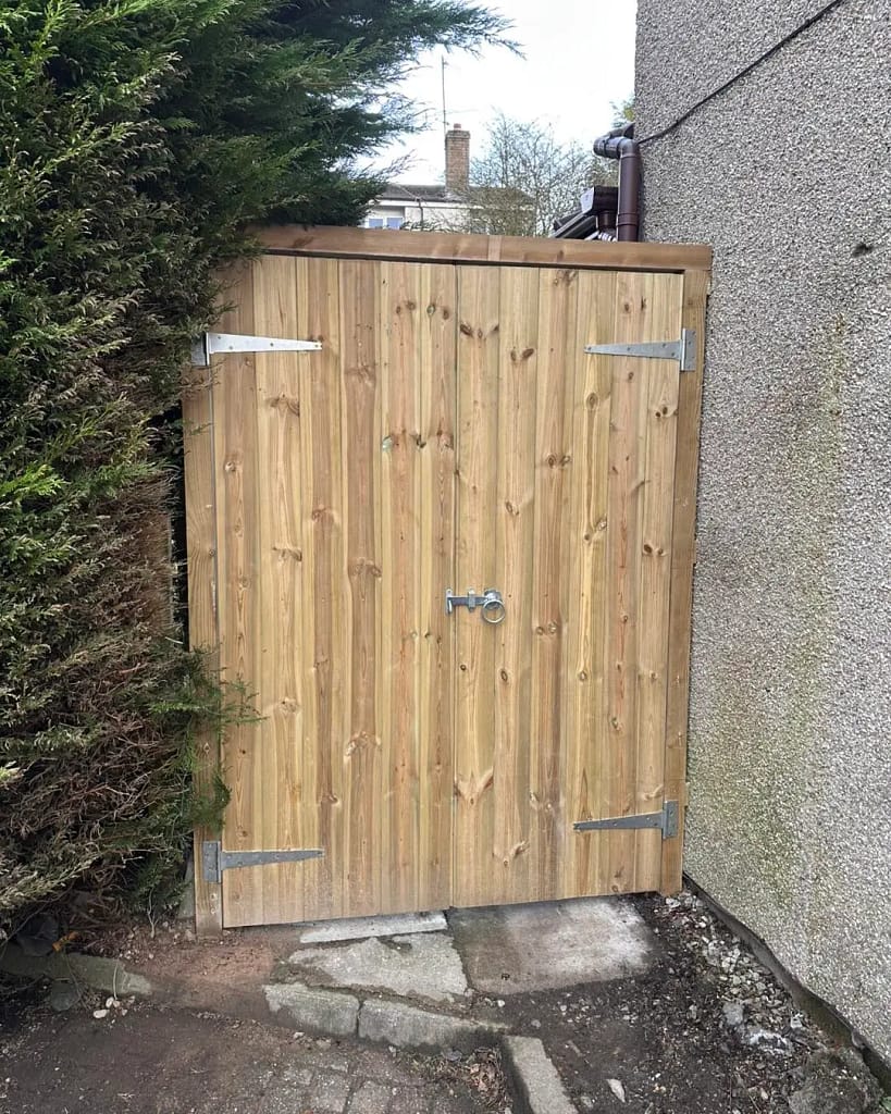 quality timber gate